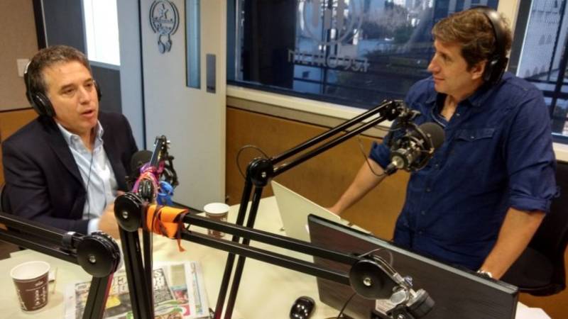 Dujovne: "Un funcionario tiene derecho a tener su dinero en el exterior"