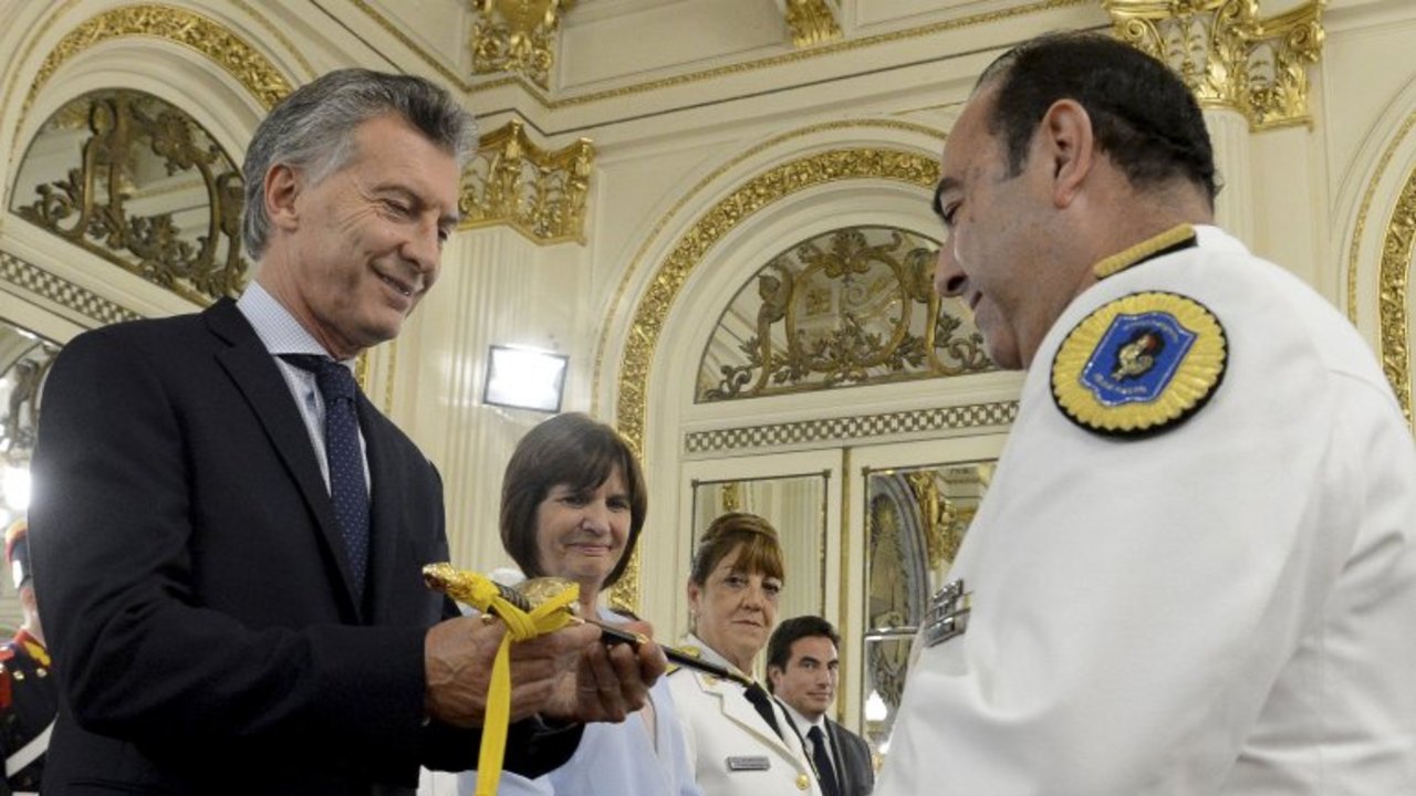 Acusan de femicidio a un custodio de Mauricio Macri