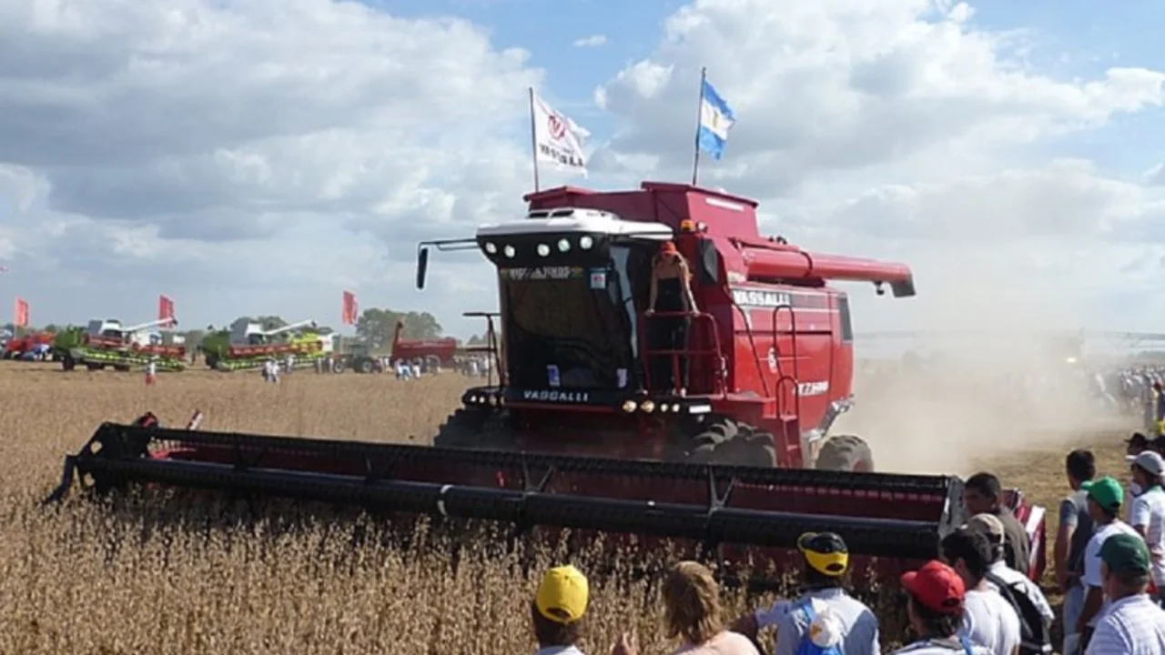 Denuncian suspensiones en una empresa de maquinaria agrícola