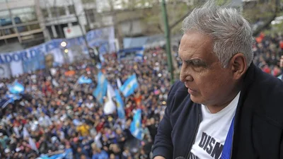 La temeraria advertencia del "Pata" Medina contra Macri sobre el caso Maldonado La temeraria advertencia del "Pata" Medina contra Macri sobre el caso Maldonado