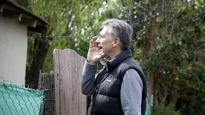 El contundente cartel de un vecino de San Juan por si Macri va timbrear a su casa El contundente cartel de un vecino de San Juan por si Macri va timbrear a su casa