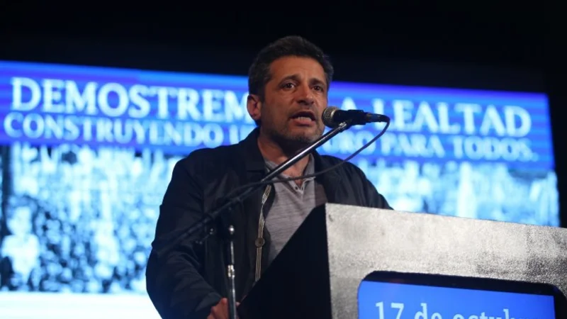 Crece la presión mediática contra Santa María por la nota de Verbitsky que enfureció a Macri