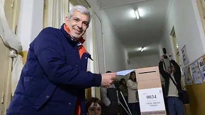 Tras reunirse con Randazzo, Julián Domínguez le envió un guiño a Cristina Tras reunirse con Randazzo, Julián Domínguez le envió un guiño a Cristina