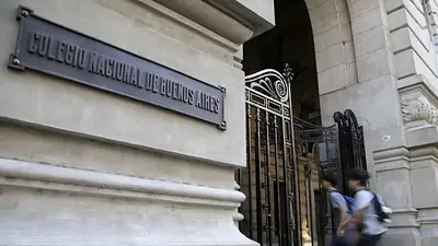 Denunciaron un caso de abuso en el Colegio Nacional Buenos Aires Denunciaron un caso de abuso en el Colegio Nacional Buenos Aires