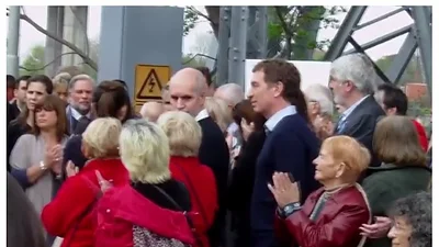 Vecinos increparon a Larreta en pleno discurso y terminó abandonando el acto Vecinos increparon a Larreta en pleno discurso y terminó abandonando el acto