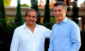 Las distribuidoras de Caputo hacen trampa a la CNV y no informan sus balances | Macri presidente