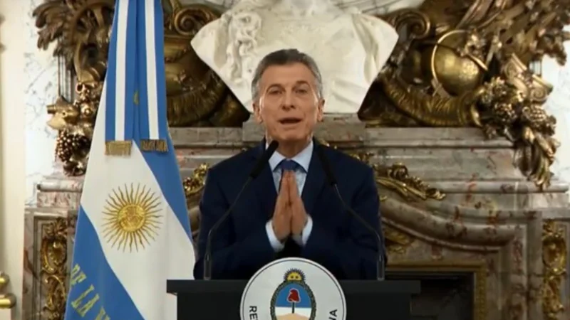 Macri: "En esta crisis se desataron todas las tormentas juntas"