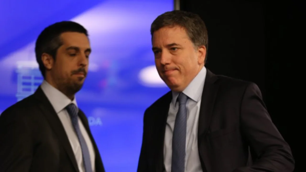 El Gobierno baja la alícuota de las retenciones pero agrega una suma fija