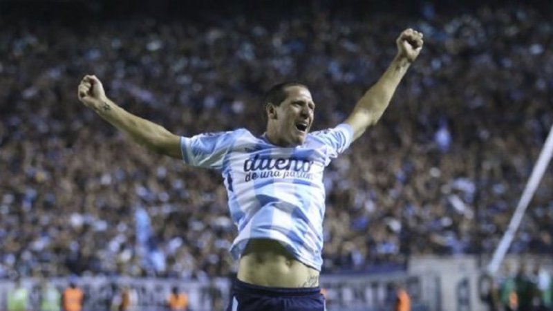 Ex jugador de Racing estalló contra Mauricio Macri: "Esperemos que te quede poquito"