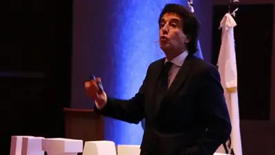 Melconian rompió el silencio y habló sobre su encuentro con Macri Melconian rompió el silencio y habló sobre su encuentro con Macri