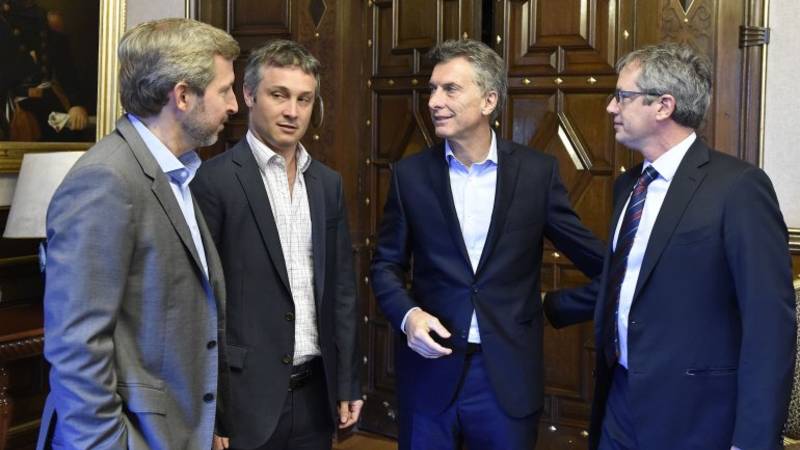 #PeñaLeaks: los mails que prueban la participación de De Andreis en el desvío de fondos para la campaña M