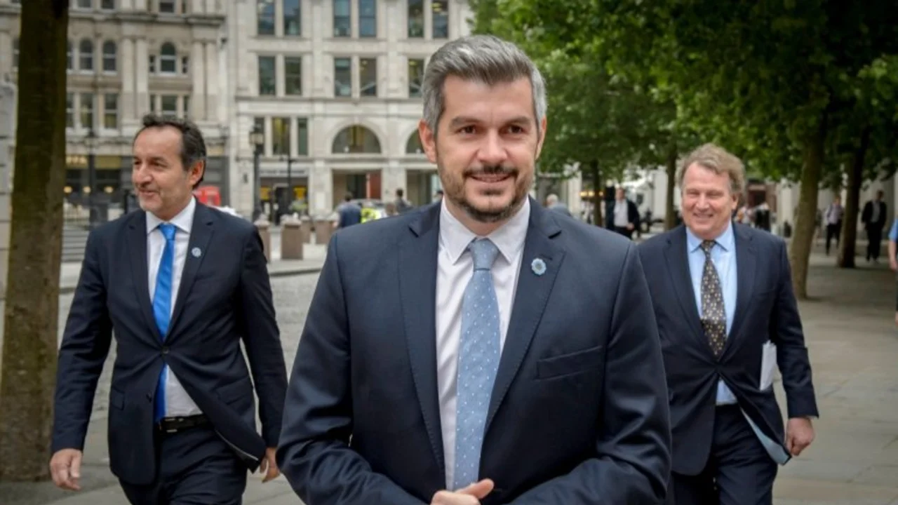 Pinedo: "Mientras sigamos siendo estúpidos y ganando elecciones, estamos contentos"