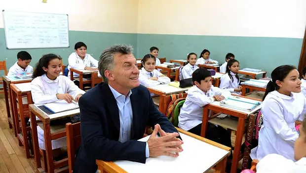 Treinta y tres meses de desprecio hacia la educación pública | Educación
