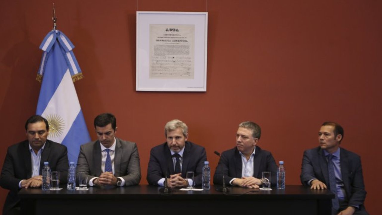 El Gobierno discrimina a las provincias opositoras en el reparto de $4 mil millones