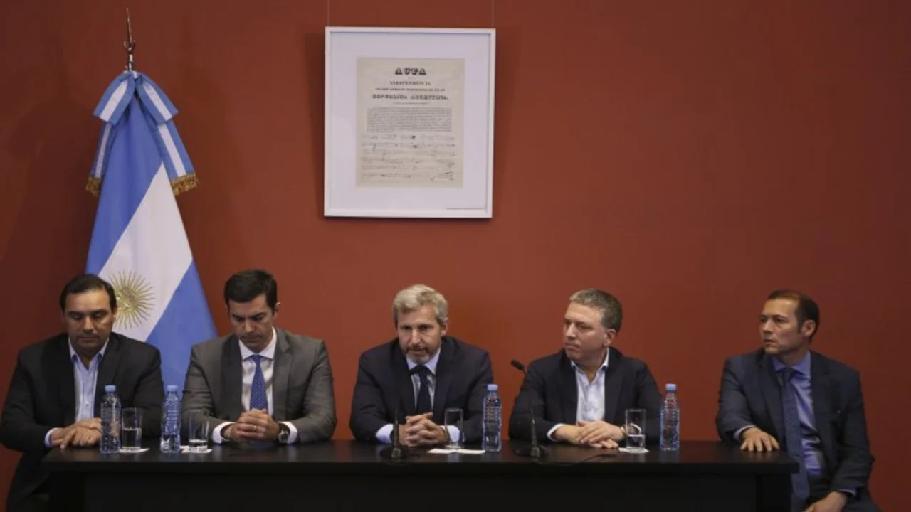 El Gobierno discrimina a las provincias opositoras en el reparto de $4 mil millones