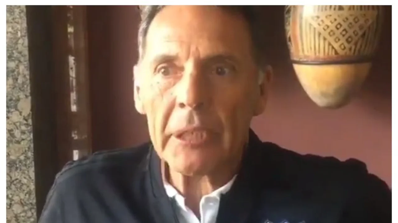 Miguel Ángel Russo disparó contra Clarín por la foto de Bilardo