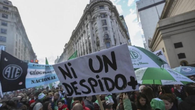 Aumentaron un 36% los despidos y suspensiones en 2018