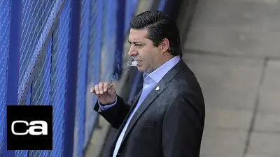 Tras la derrota ante Gimnasia, Angelici respaldó a Guillermo Barros Schelotto Tras la derrota ante Gimnasia, Angelici respaldó a Guillermo Barros Schelotto