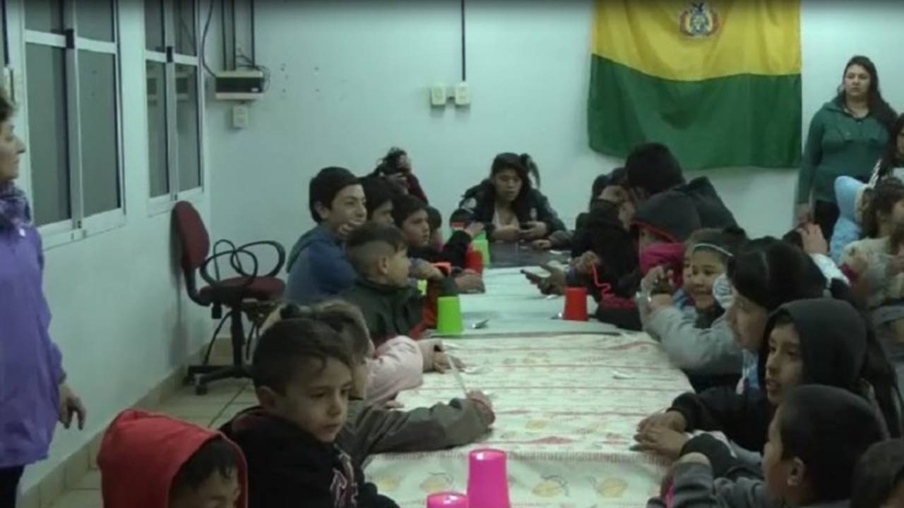 Para una legisladora de Cambiemos cenar en un comedor es una "experiencia hermosa"