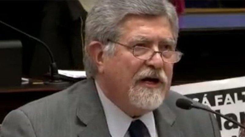 Deuda: el jefe de bloque del FpV pone en duda el tratamiento del proyecto de "reperfilamiento" 