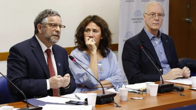 Elecciones 2019: Junto a referentes kirchneristas, Adolfo Rubinstein apoyó una medida de Alberto Fernández