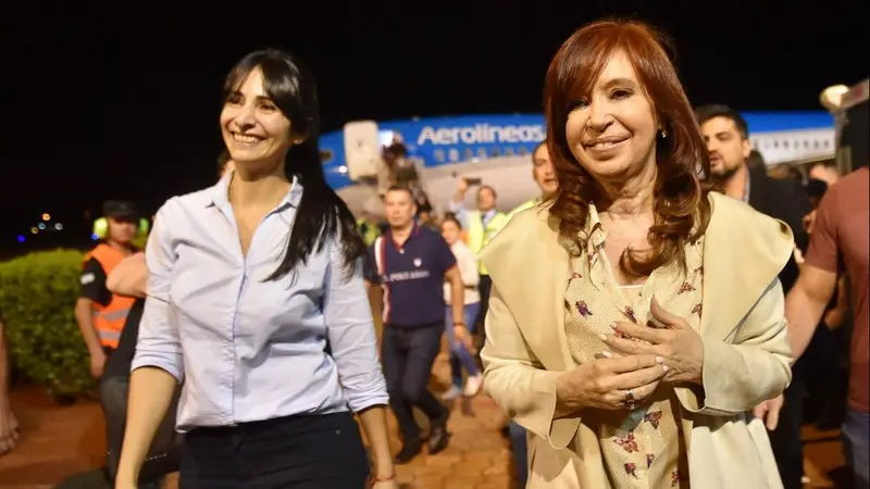 Elecciones 2019: Cristina Kirchner llegó a Misiones y tuvo un espectacular recibimiento
