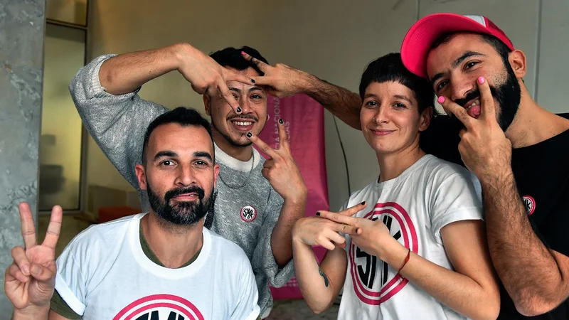 Hackearon la cuenta de Sudor Marika, la banda que hizo "Si vos querés"