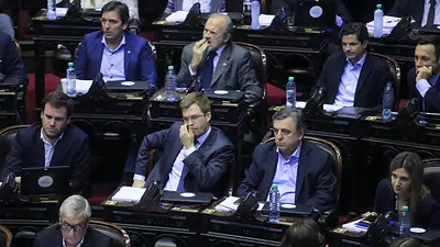 Quiénes son los tres diputados que dejan el bloque de Cambiemos Quiénes son los tres diputados que dejan el bloque de Cambiemos