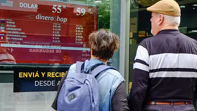 Dólar hoy: el oficial cotiza estable a $58,42 pero el "contado con liqui" ya llegó a $70 Dólar hoy: el oficial cotiza estable a $58,42 pero el "contado con liqui" ya llegó a $70