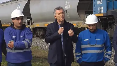 DNU de Macri: Pymes lo cruzaron por su anuncio de reducir las contribuciones patronales DNU de Macri: Pymes lo cruzaron por su anuncio de reducir las contribuciones patronales