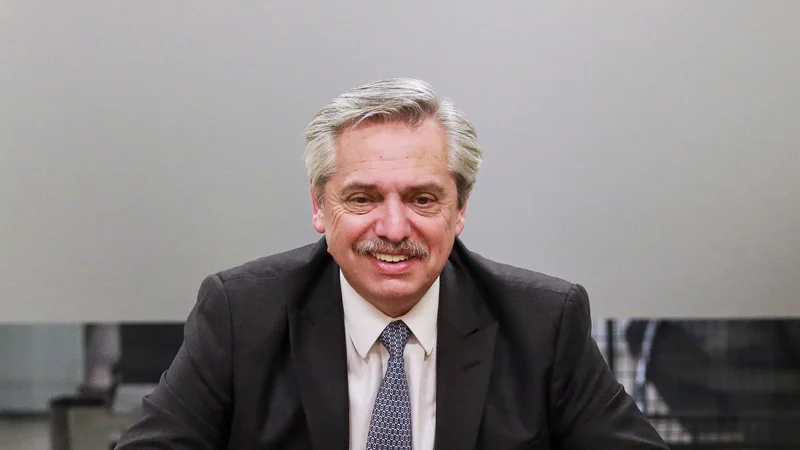 Alberto Fernández: "Lo único que sabe hacer el Gobierno es dar planes"
