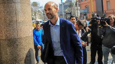 En medio de la crisis de colectivos, Dietrich se ausentó de la reunión con las cámaras de transporte En medio de la crisis de colectivos, Dietrich se ausentó de la reunión con las cámaras de transporte