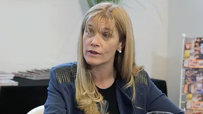 La Matanza otorgó un bono de 16 mil pesos a los trabajadores municipales La Matanza otorgó un bono de 16 mil pesos a los trabajadores municipales