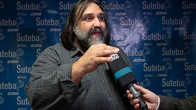 Crisis en Chubut: Roberto Baradel anunció protestas por la muerte de dos docentes Crisis en Chubut: Roberto Baradel anunció protestas por la muerte de dos docentes