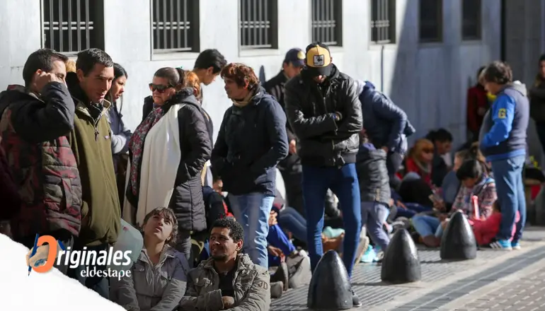 Menos empleo y más precario: el 90% de los jóvenes no encuentra trabajo y más de la mitad está en la informalidad