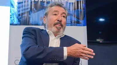 Daniel Vila elogió a Máximo Kirchner y su designación como jefe de bloque del Frente de Todos Daniel Vila elogió a Máximo Kirchner y su designación como jefe de bloque del Frente de Todos