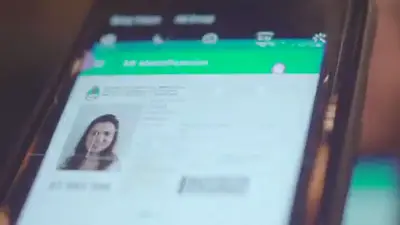 El gobierno de Macri lanzó un nuevo DNI digital para llevarlo en el celular El gobierno de Macri lanzó un nuevo DNI digital para llevarlo en el celular