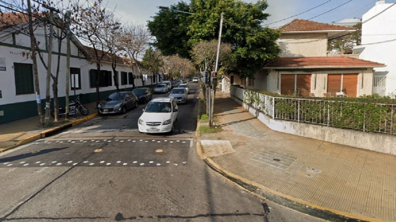 Le hicieron "el cuento del tío" a una médica de 90 años en Olivos: le robaron 30 mil dólares y joyas