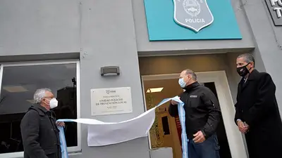 Julio Zamora y Sergio Berni inauguraron la nueva sede policial en Tigre Julio Zamora y Sergio Berni inauguraron la nueva sede policial en Tigre