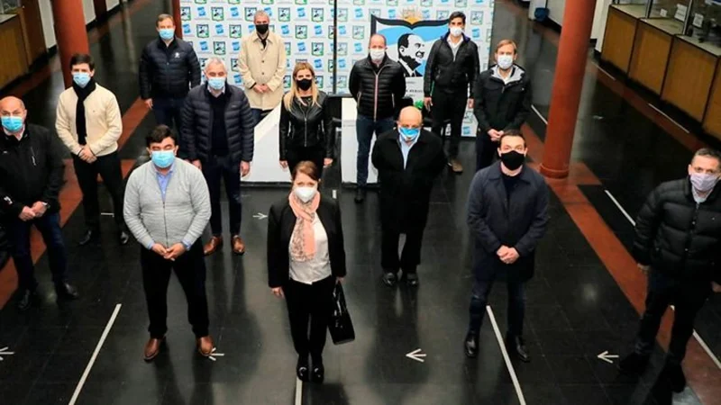 Contundente mensaje de los intendentes sobre la amenaza de la policía: "El reclamo es justo, el método no"