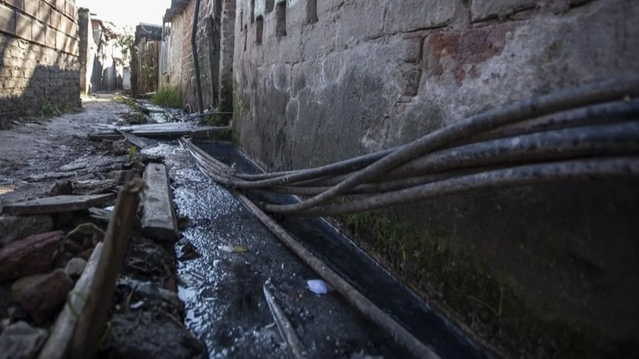 Si vas a contagiar, mejor contagiá agua potable