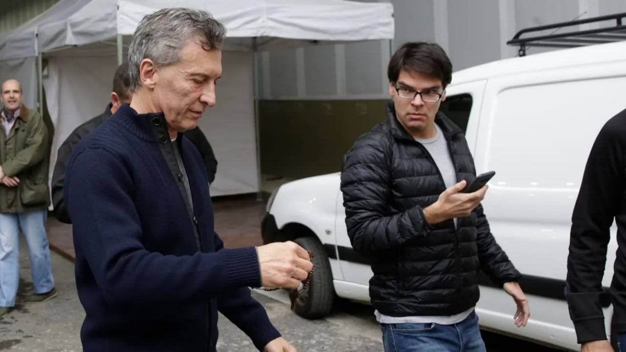 El secretario privado de Mauricio Macri le mandó un mensaje a la mamá de Facundo Castro