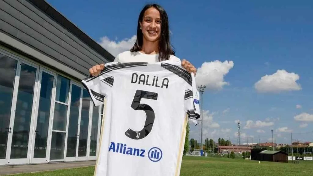 La mediocampista argentina Dalila Ippolito hizo su debut en la Juventus