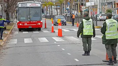 Restricciones en el transporte: quienes pueden viajar y cómo hacer los certificados de circulación Restricciones en el transporte: quienes pueden viajar y cómo hacer los certificados de circulación