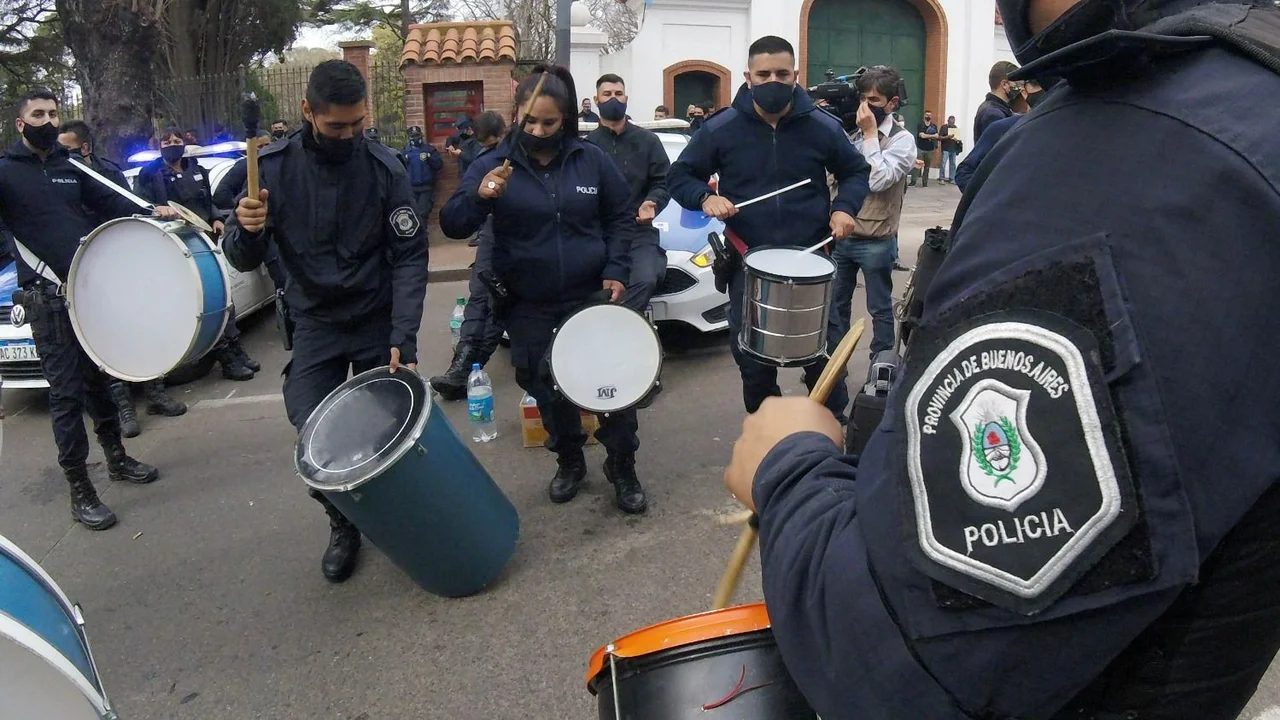 olivos-policia-bonaerense-protesta