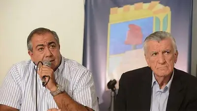 La CGT y el PJ nacional repudiaron la revuelta policial La CGT y el PJ nacional repudiaron la revuelta policial