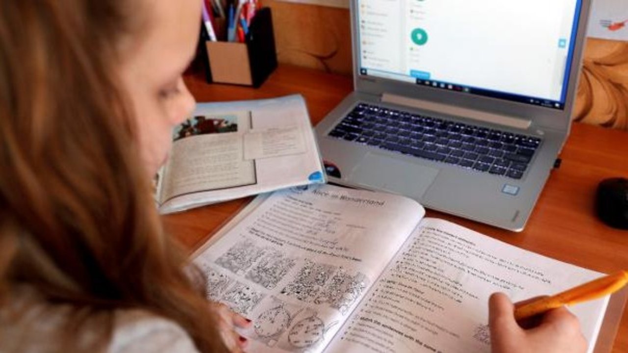 Día del Maestro: cómo es dar clases en medio de una pandemia