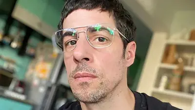 Esteban Lamothe. Esteban Lamothe.