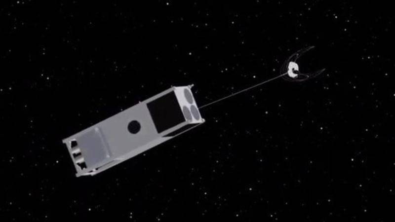 La NASA fabrica una nave que limpia basura espacial