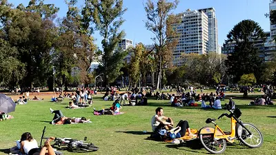 Día de la primavera: el operativo del Gobierno de la Ciudad en parques y plazas Día de la primavera: el operativo del Gobierno de la Ciudad en parques y plazas